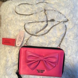 BRAND NEW TAGS STILL ON Victoria’s Secret crossbody purse color: pink